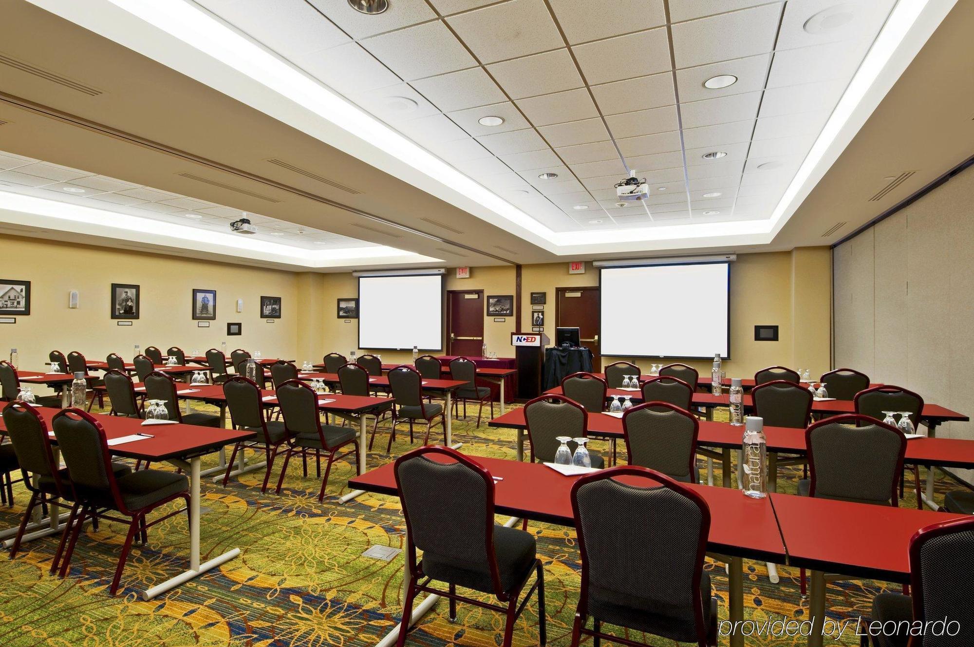 Nced Conference Center & Hotel Норман Съоръжения снимка