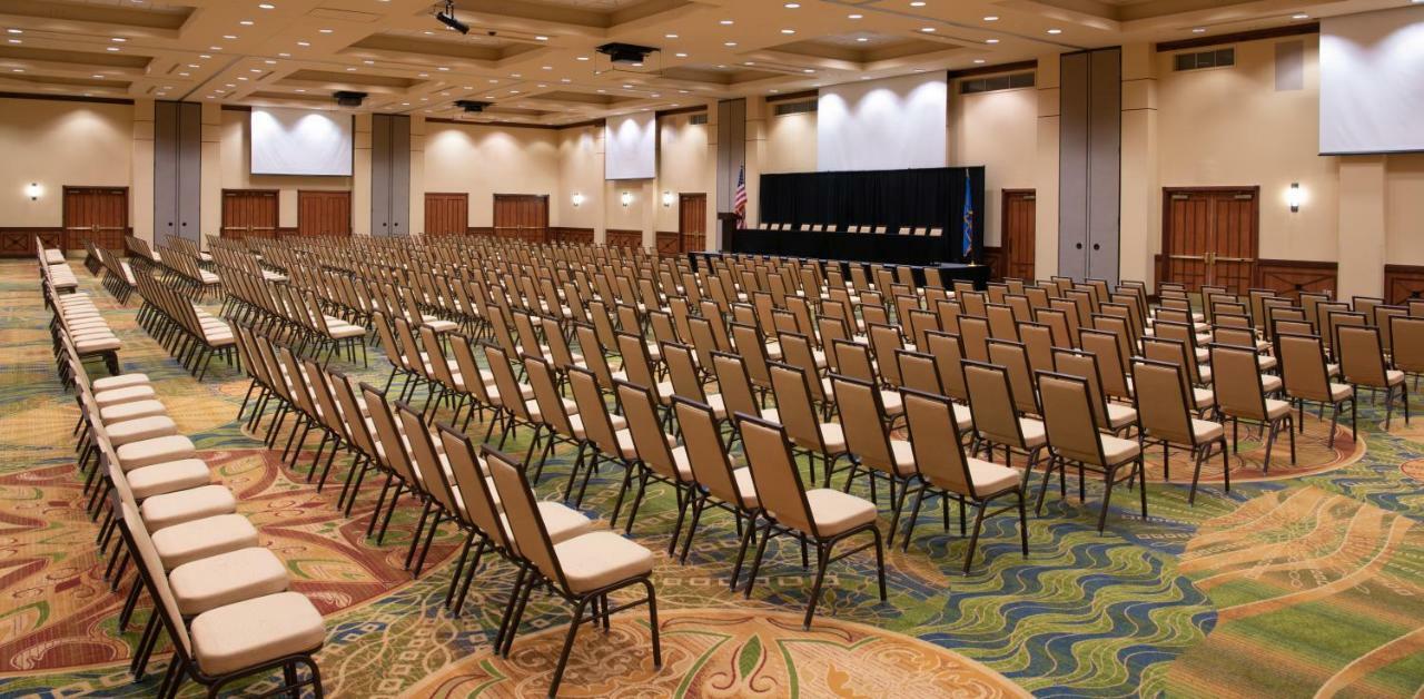 Nced Conference Center & Hotel Норман Екстериор снимка
